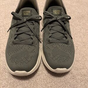 Skechers X Martha Stewart hands free slip-ins ultra flex 3.0